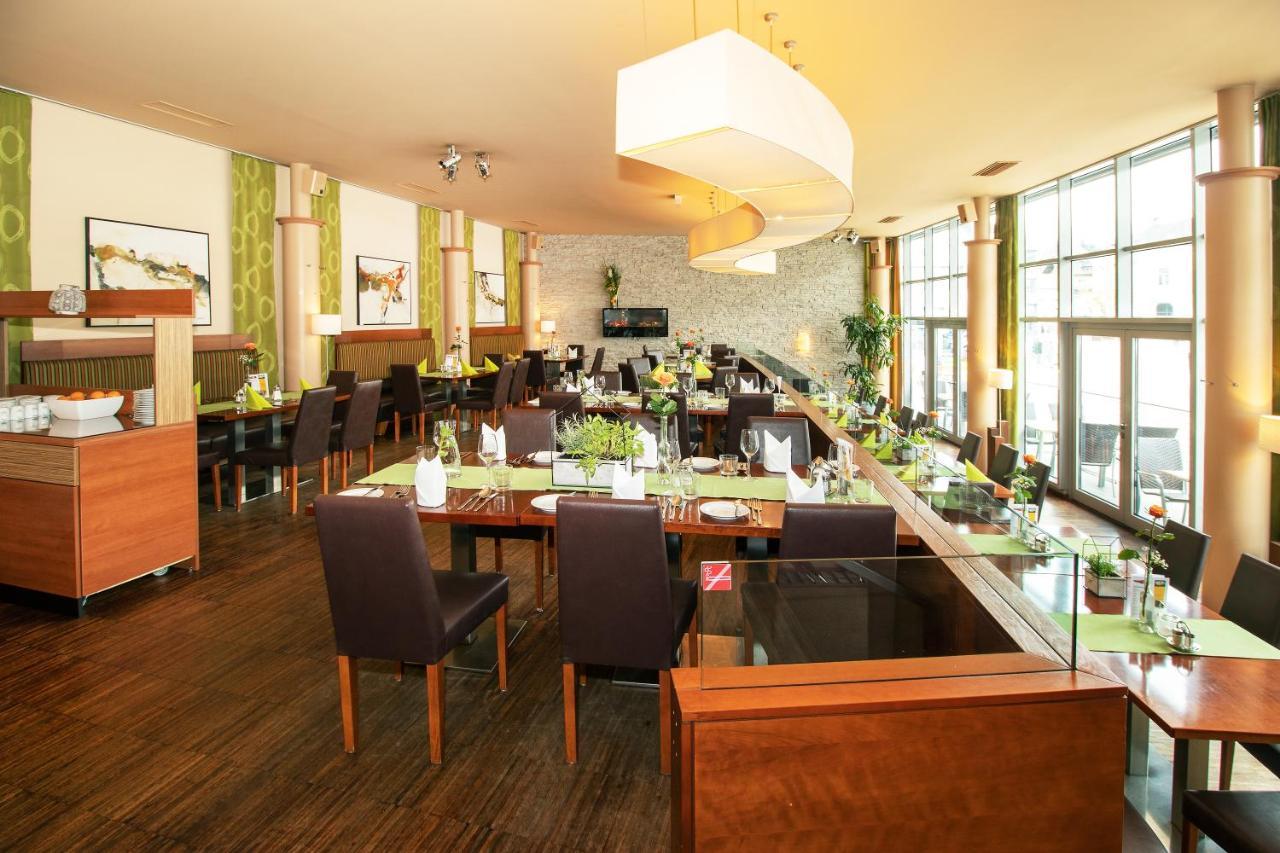 Hotel Restaurant Winkler Mürzzuschlag Esterno foto